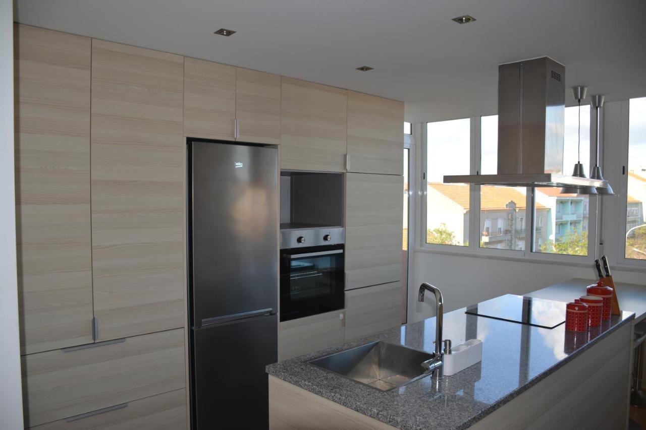 M&H Loft - Apartamento T2 Em Σετούμπαλ Εξωτερικό φωτογραφία