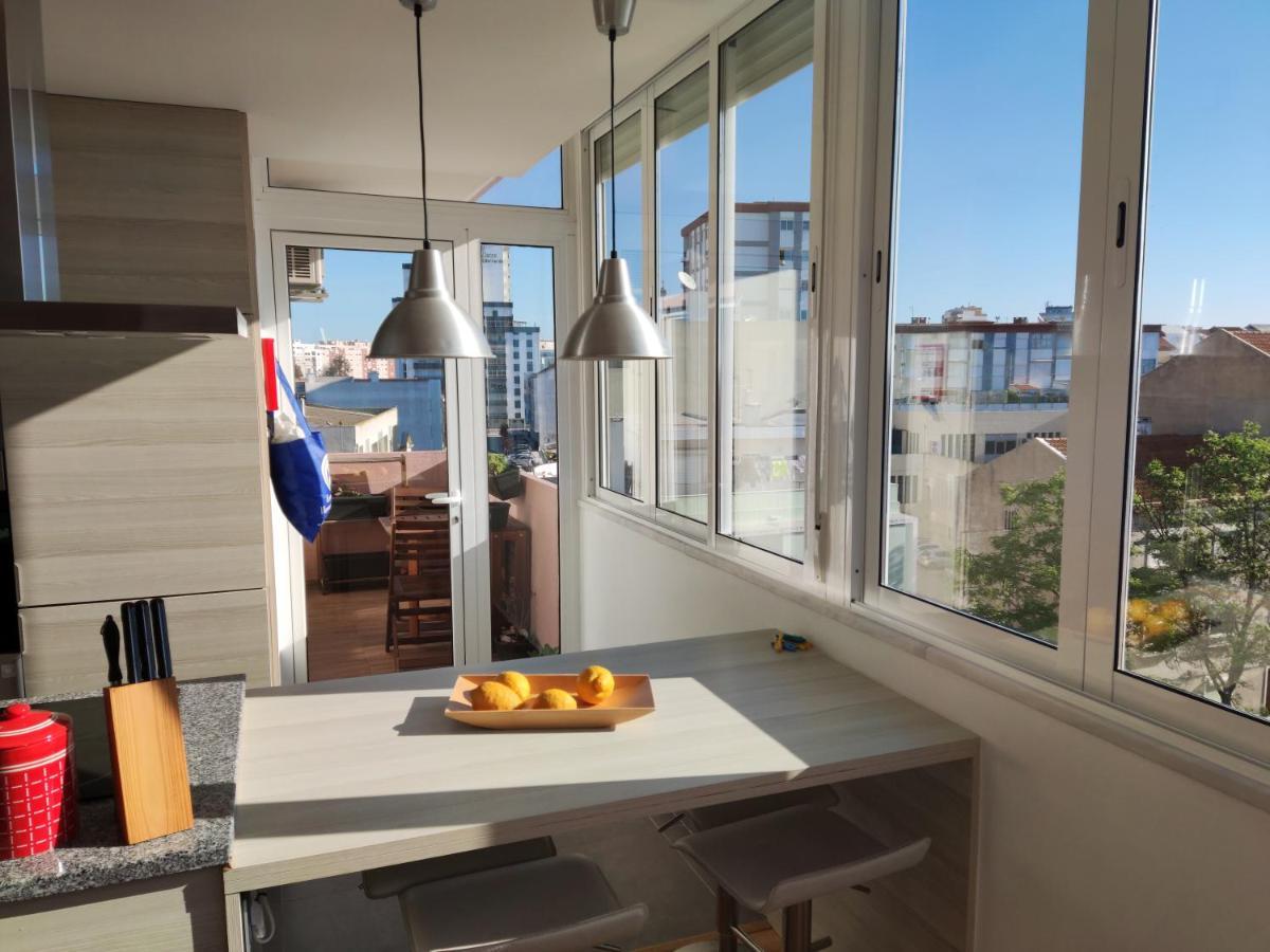 M&H Loft - Apartamento T2 Em Σετούμπαλ Εξωτερικό φωτογραφία