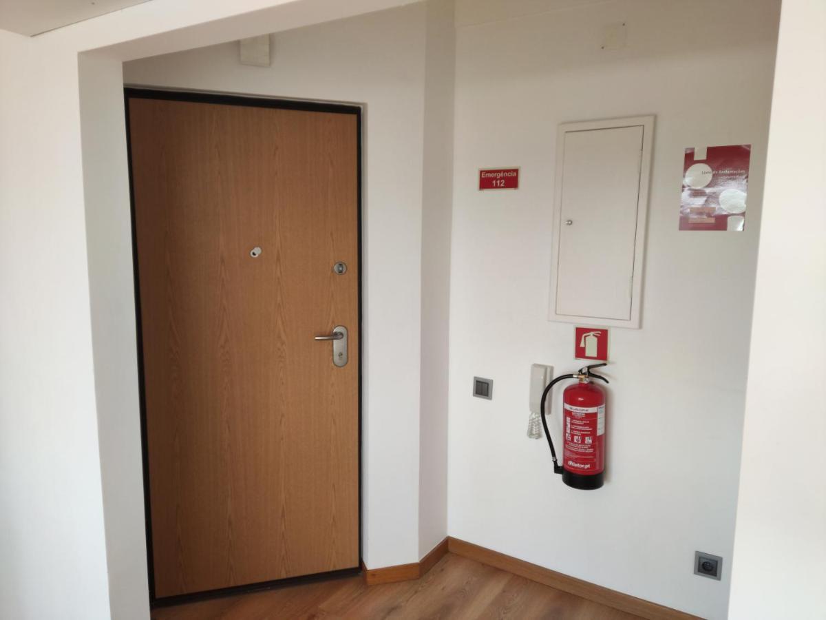 M&H Loft - Apartamento T2 Em Σετούμπαλ Εξωτερικό φωτογραφία