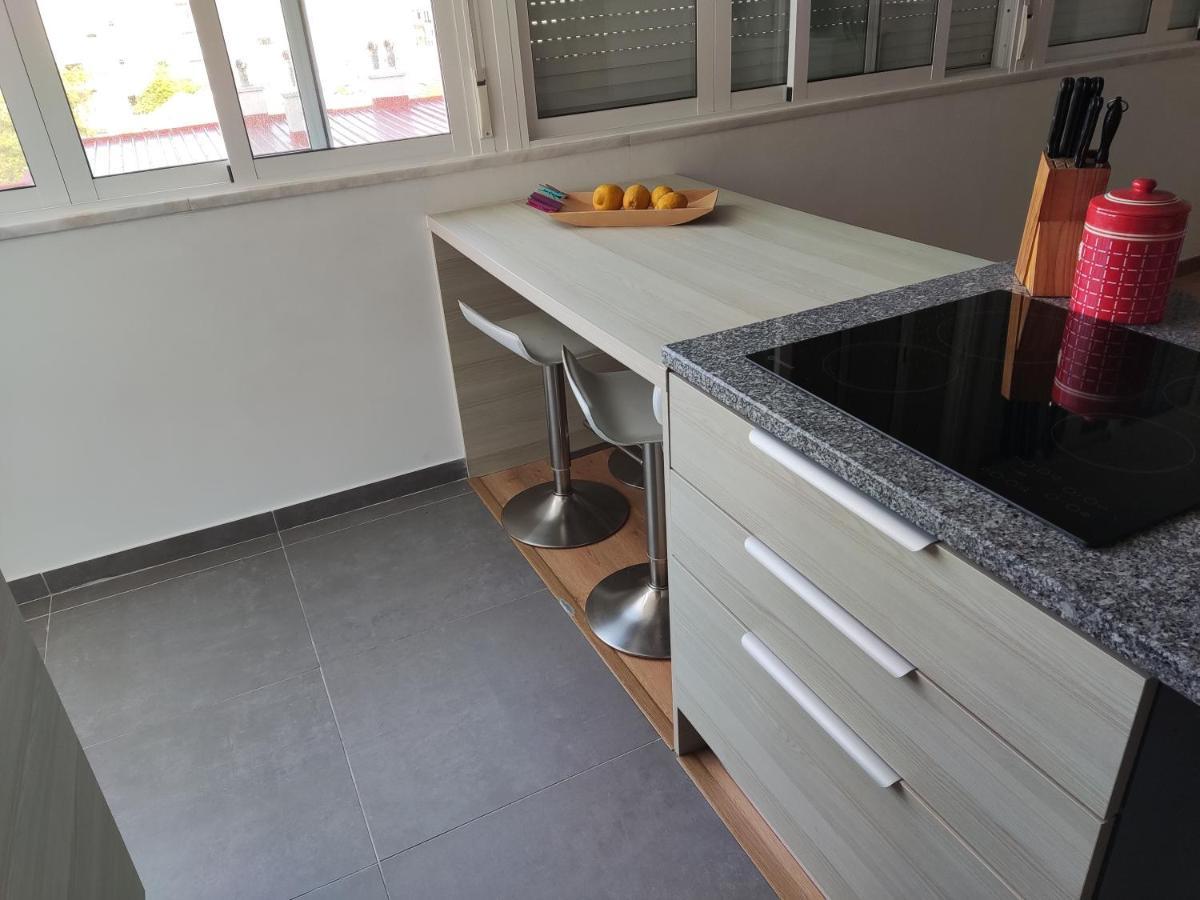M&H Loft - Apartamento T2 Em Σετούμπαλ Εξωτερικό φωτογραφία